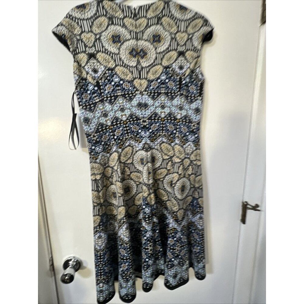 Adorne Women's Cobalt Naya Scuba Dress Sleeveless V Neck Fit And Flare Size 10 - Picture 5 of 11